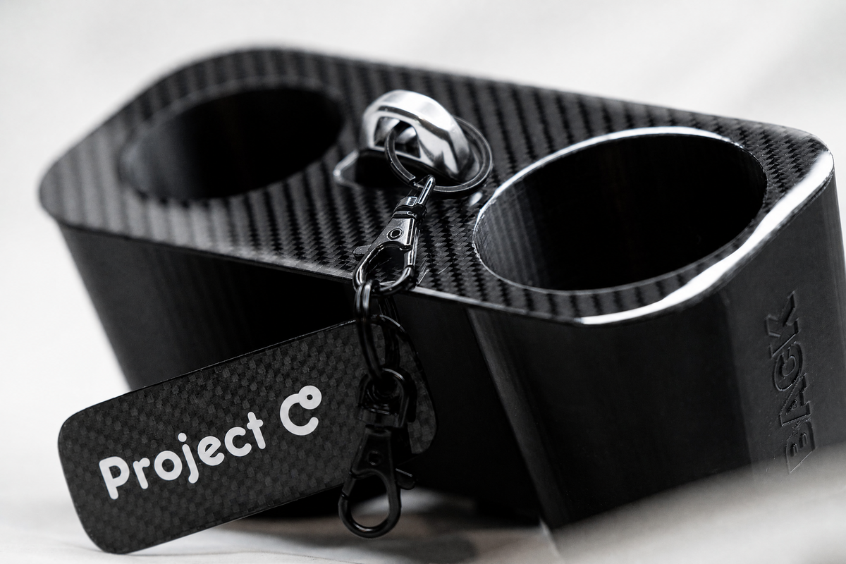 i30 N Carbon Fiber Cup Holder (mit Schlüsselfach)